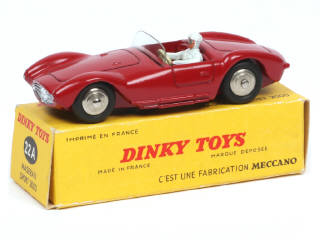 Lot 276 - DINKY TOYS (FRANCE) (1)