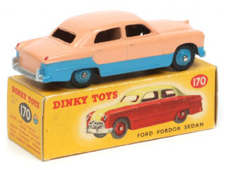 Lot 451 - DINKY TOYS (GB) (1)