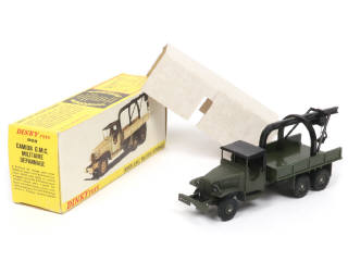 Lot 310 - DINKY TOYS (FRANCE) (1)