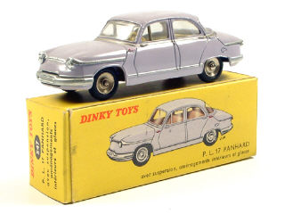 Lot 220 - DINKY TOYS FRANCE (1)
