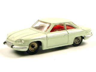Lot 229 - DINKY TOYS (FRANCE) (1)
