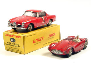Lot 249 - DINKY TOYS (FRANCE) (2)