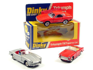 Lot 205 - DINKY TOYS GB (3)