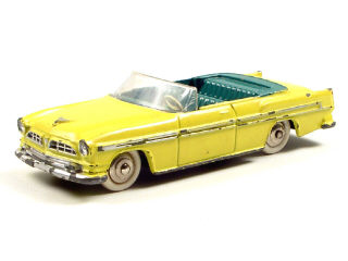 Lot 211 - DINKY TOYS (FRANCE) (1)