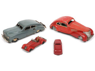 Lot 315 - DIVERS (4)