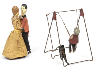 Lot 388 - DIVERS (2)