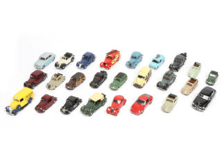 Lot 313 - DIVERS (25)