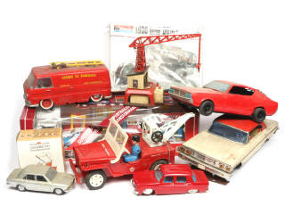 Lot 144 - DIVERS (10)