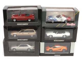 Lot 134 - DIVERS (6)