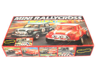 Lot 62 - SCALEXTRIC (1)