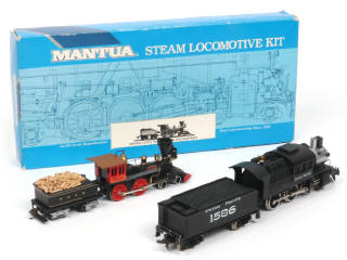 Lot 64 - DIVERS 'HO' (2)