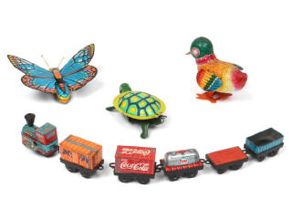 Lot 60 - DIVERS (8)