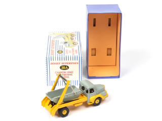 Lot 156 - DINKY TOYS (FRANCE) (1)