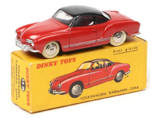 Lot 145 - DINKY TOYS (FRANCE) (1)