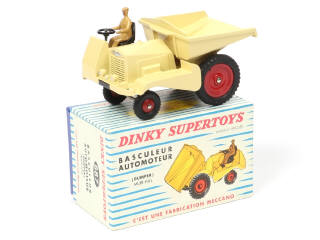 Lot 182 - DINKY TOYS (FRANCE) (1)