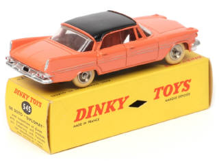 Lot 165 - DINKY TOYS (FRANCE) (1)