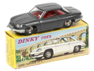 Lot 162 - DINKY TOYS (FRANCE) (1)