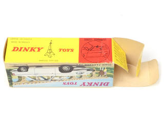 Lot 162 - DINKY TOYS (FRANCE) (1)