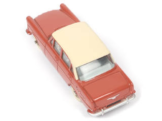 Lot 172 - DINKY TOYS (FRANCE) (1)