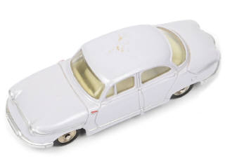 Lot 167 - DINKY TOYS (FRANCE) (1)