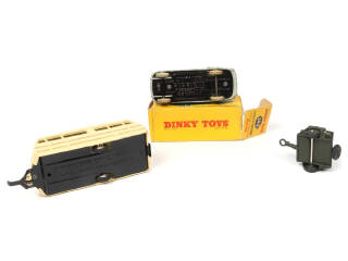 Lot 198 - DINKY TOYS (FRANCE) (3)