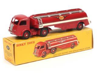 Lot 151 - DINKY TOYS (FRANCE) (1)
