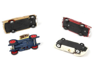 Lot 276 - DINKY TOYS (GB) (4)