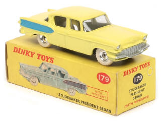 Lot 253 - DINKY TOYS (GB) (1)