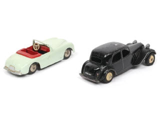 Lot 196 - DINKY TOYS (FRANCE) (2)