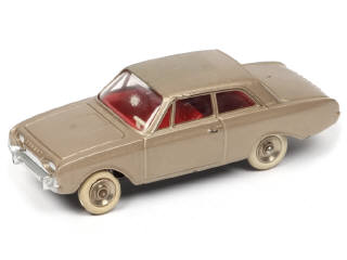 Lot 199 - DINKY TOYS (FRANCE) (6)