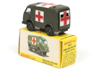 Lot 178 - DINKY TOYS (FRANCE) (1)