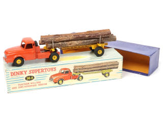 Lot 154 - DINKY TOYS (FRANCE) (1)