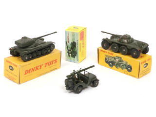 Lot 207 - DINKY TOYS (FRANCE) (3)