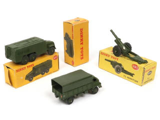 Lot 274 - DINKY TOYS (GB) (3)