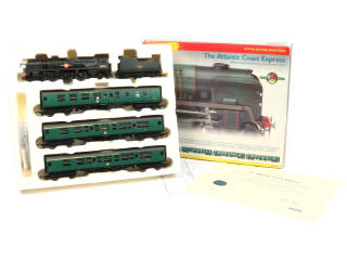 Lot 29 - HORNBY 'HO' (1)