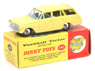 Lot 222 - DINKY TOYS (GB) (1)