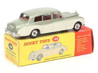 Lot 228 - DINKY TOYS (GB) (1)