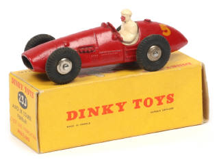 Lot 251 - DINKY TOYS (FRANCE) (1)