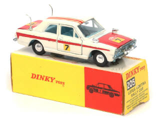 Lot 229 - DINKY TOYS (GB) (1)