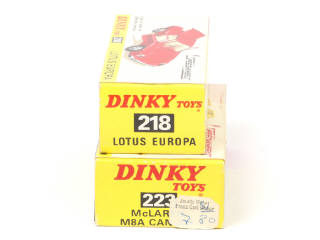 Lot 239 - DINKY TOYS (GB) (2)