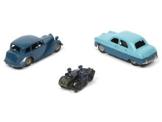 Lot 283 - DINKY TOYS (GB) (3)