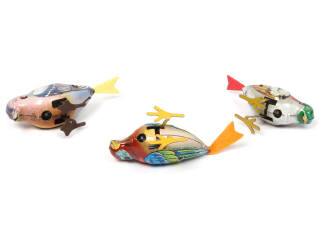 Lot 151 - DIVERS (3)
