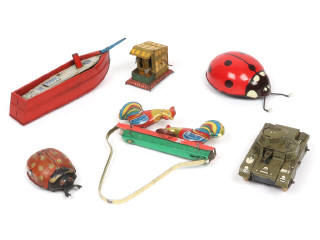 Lot 124 - DIVERS (6)