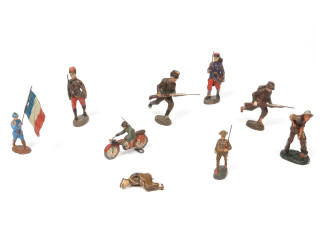 Lot 46 - DIVERS (9)