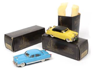 Lot 197 - BROOKLIN MODELS (GB) (2)