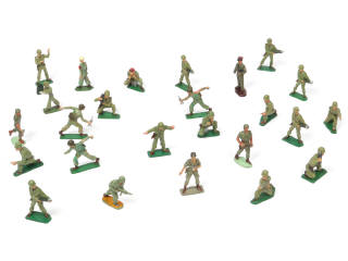 Lot 49 - DIVERS (25)
