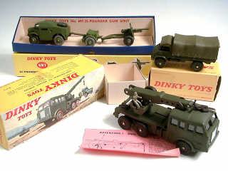 Lot 759 - DIVERS (3)