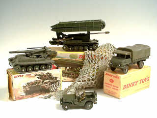 Lot 763 - DINKY TOYS (FRANCE) (4)
