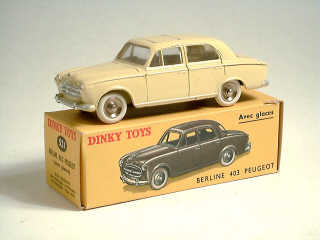 Lot 689 - DINKY TOYS FRANCE (1)