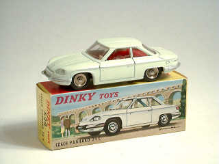 Lot 701 - DINKY TOYS FRANCE (1)